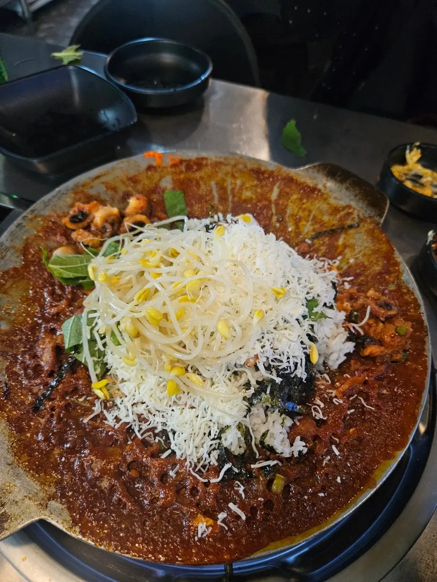 치즈 볶음밥 메뉴 이미지