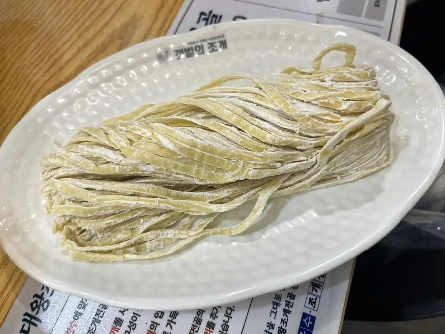 Added fresh kalguksu noodles