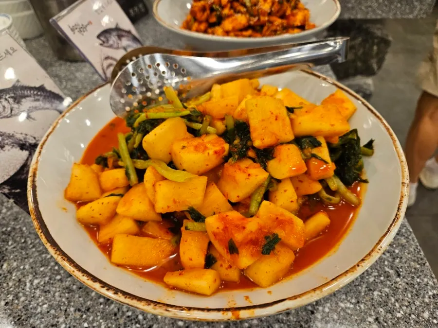 Plate of altari kimchi