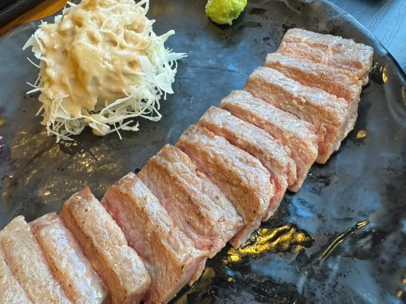 Context photo of grilling gyukatsu to personal preference