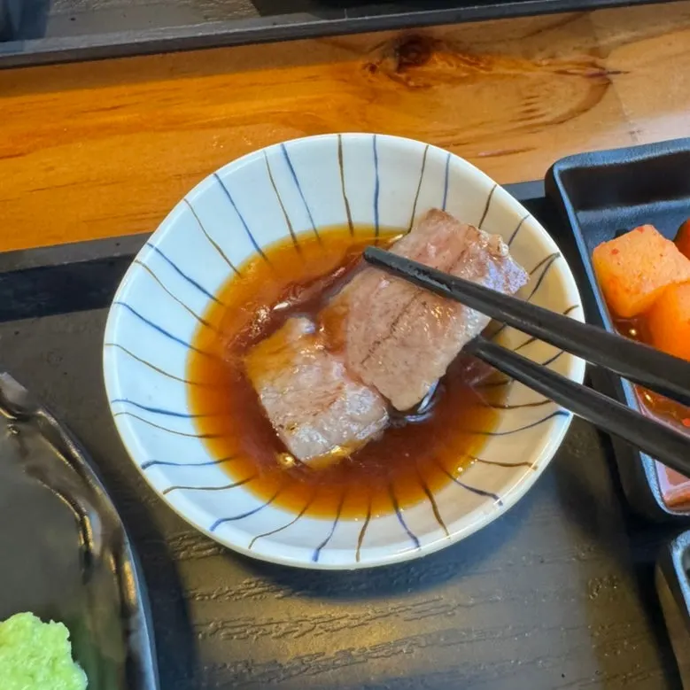 Context photo of a meal during a Yeouido outing