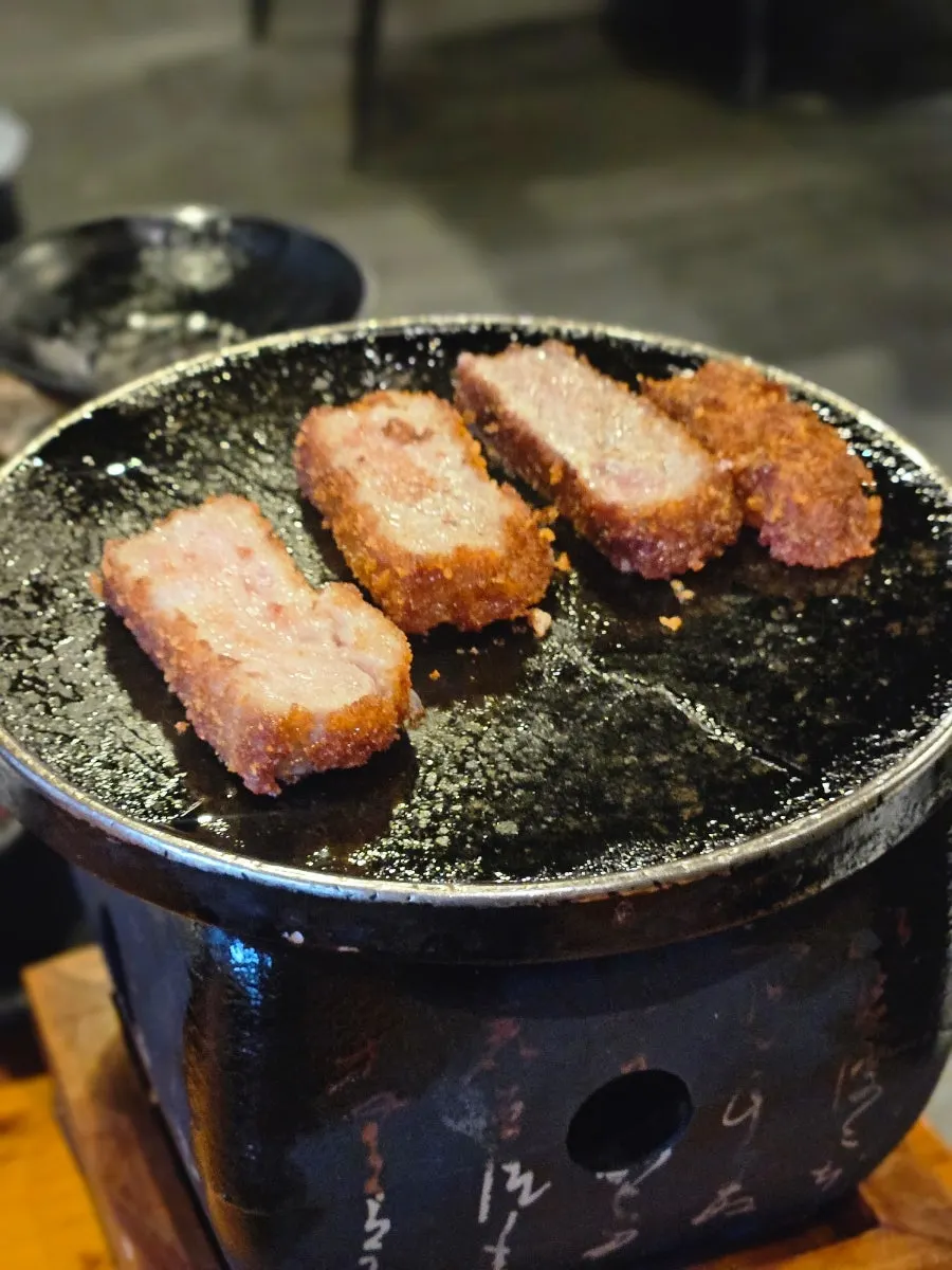 겉바속촉 규카츠 단면