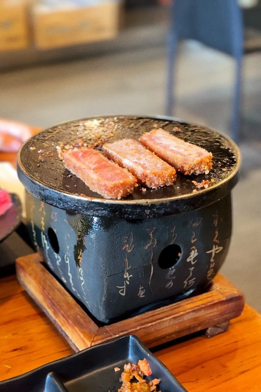 세로로 담은 채끝살 규카츠