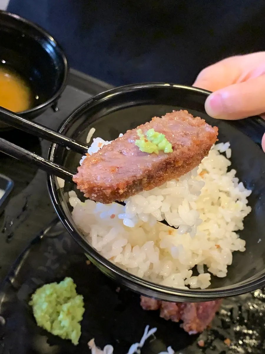 Warm gyukatsu meal