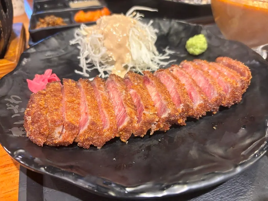 식사를 마친 이자와 여의도점 테이블