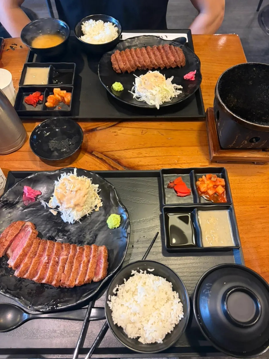 Rare-sliced pieces of gyukatsu