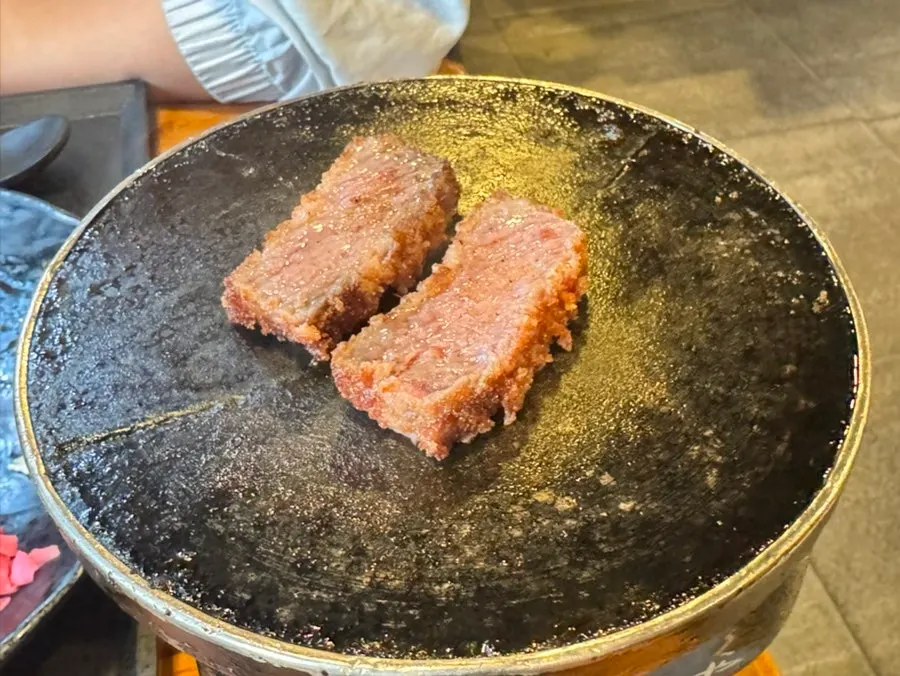 牛炸排与搭配酱料