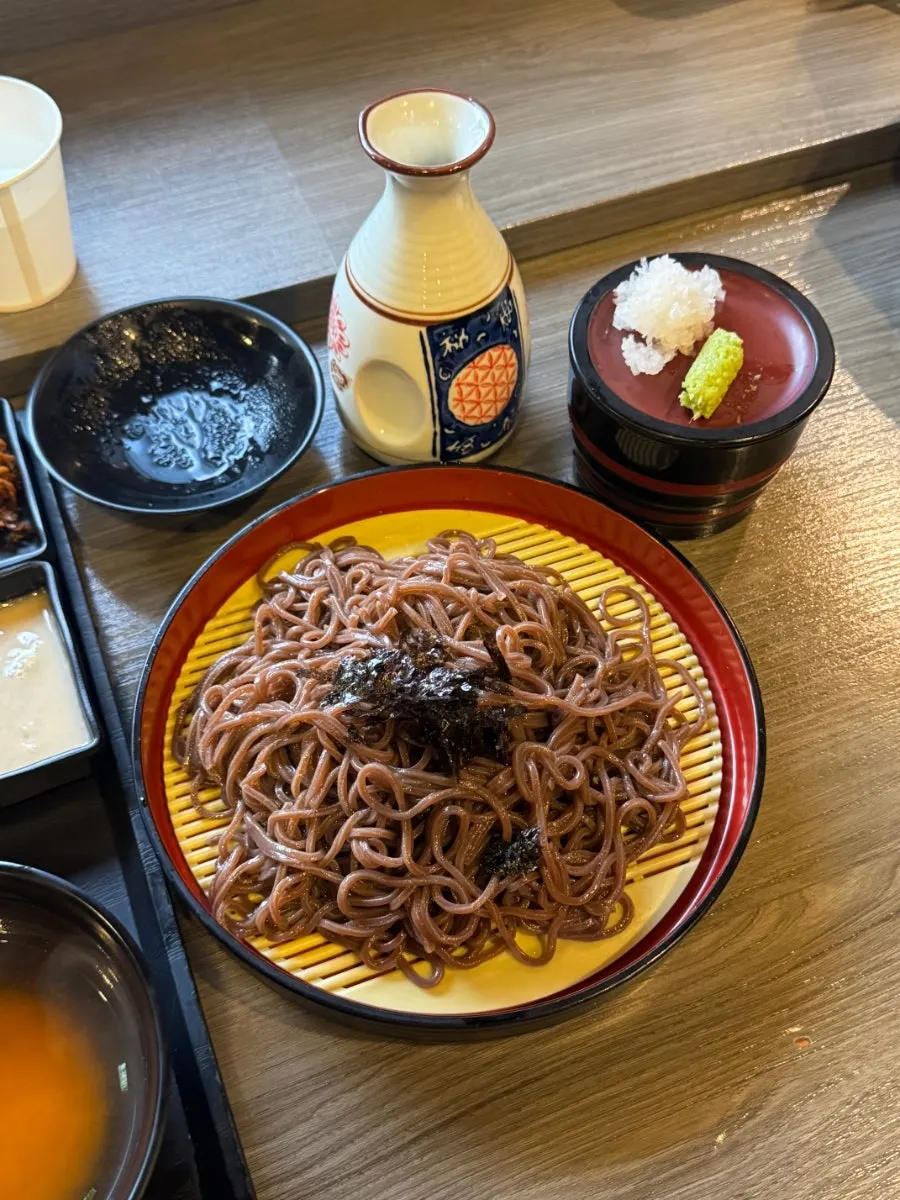 Izawa's momil M size cold soba set