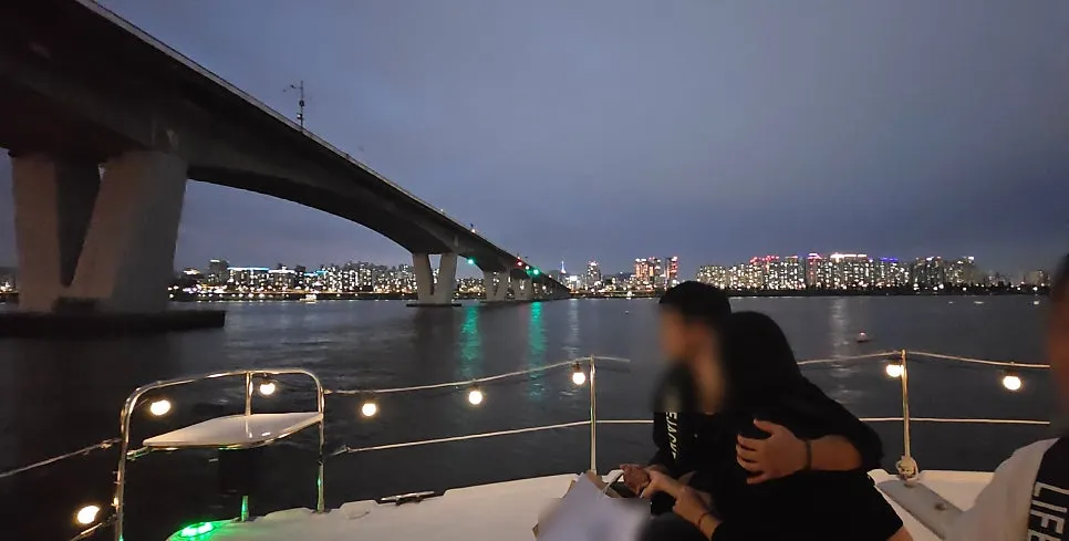 The Han River at sunset seen from the yacht