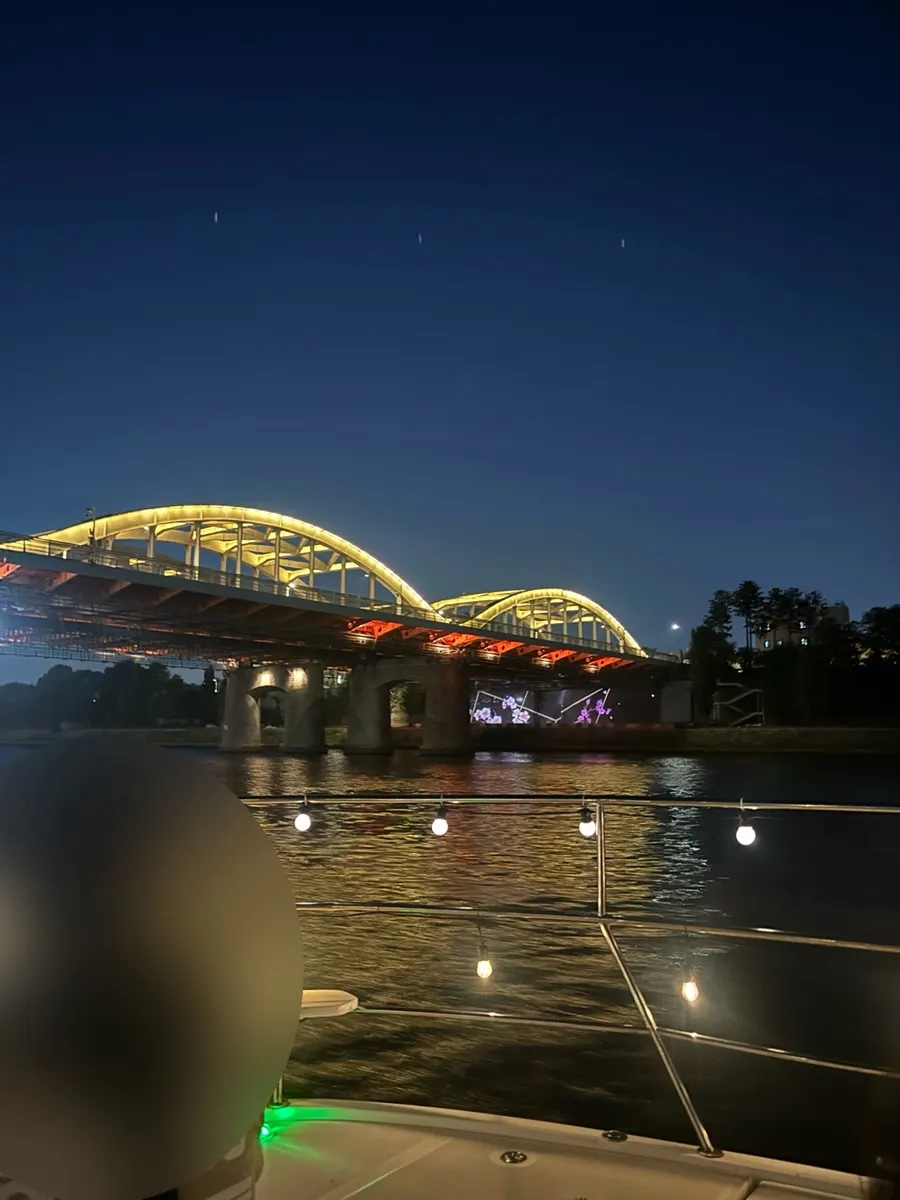 Han River yacht experience with Seoul's night view