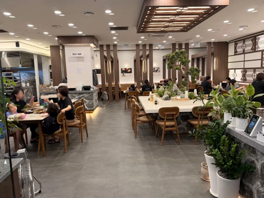 Neatly arranged restaurant entrance