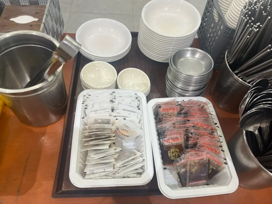 떡볶이와 순대가 담긴 현선이 세트