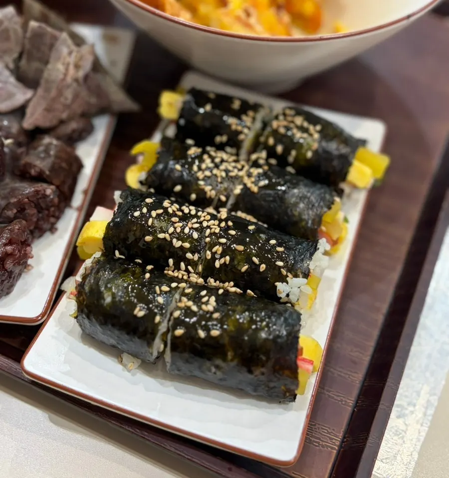 현선이세트에 포함된 꼬마김밥 4개