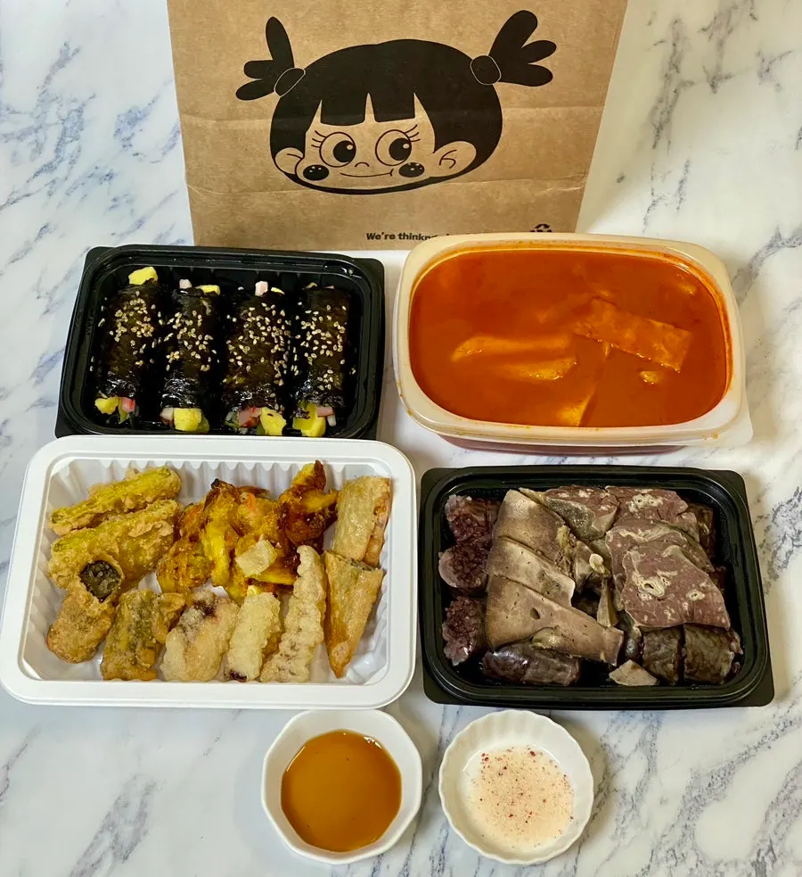 집에서 펼친 현선이세트 한 상
