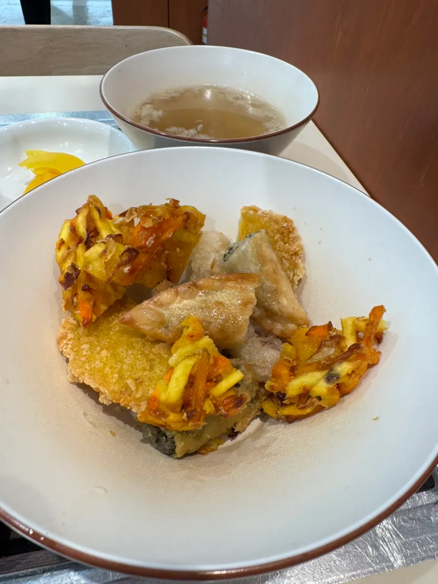 Assorted fried snacks plate from the Hyeonseoni Set