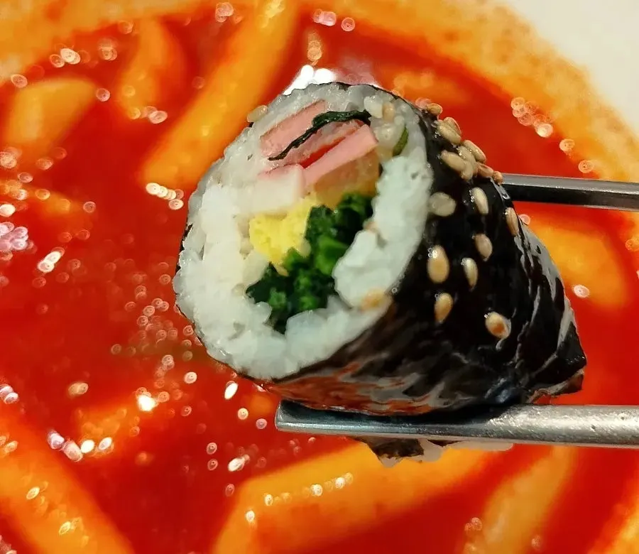 Bite-sized mini gimbap