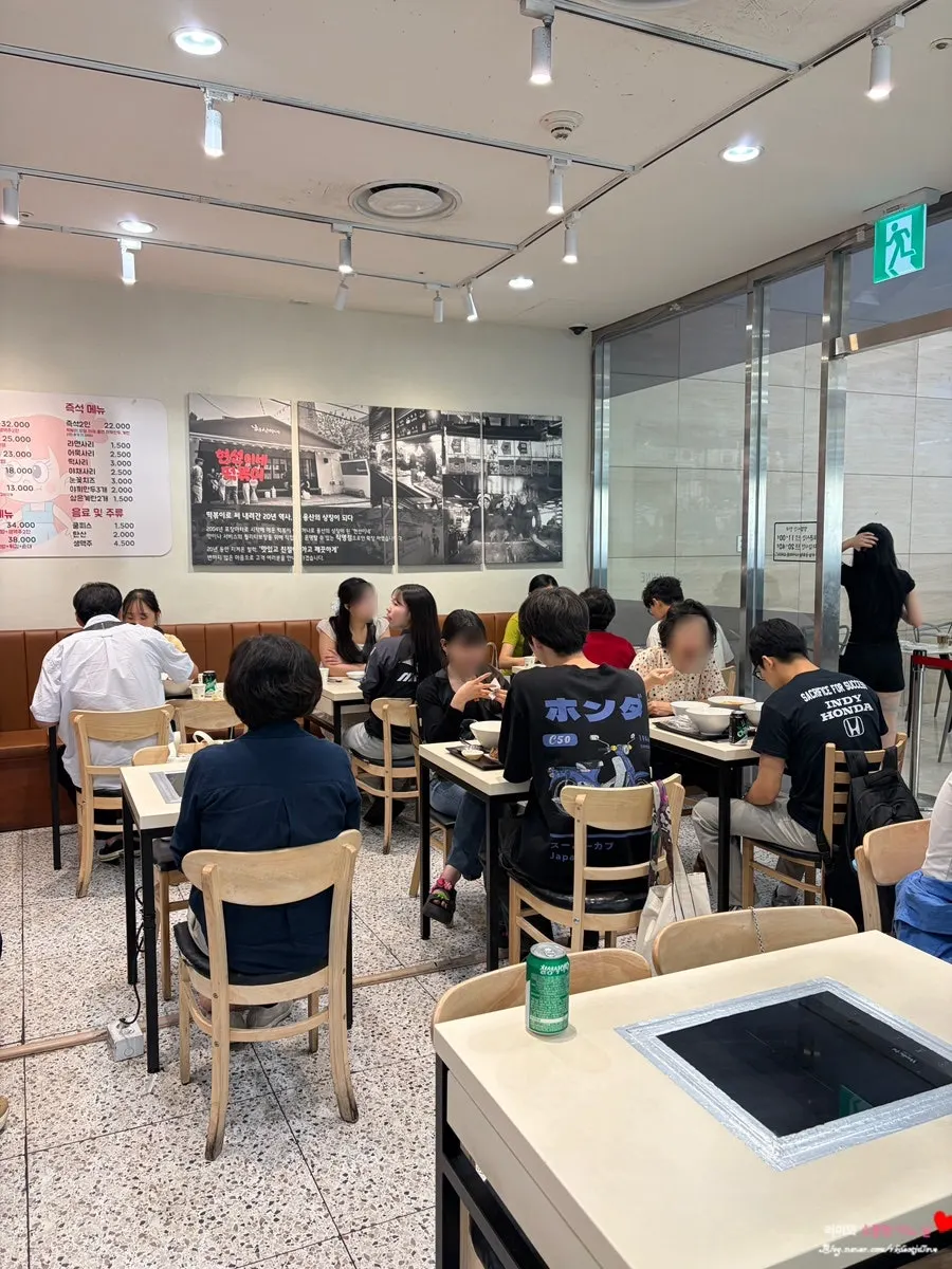 현선이네 프리미엄 IFC몰점 매장 입구 모습