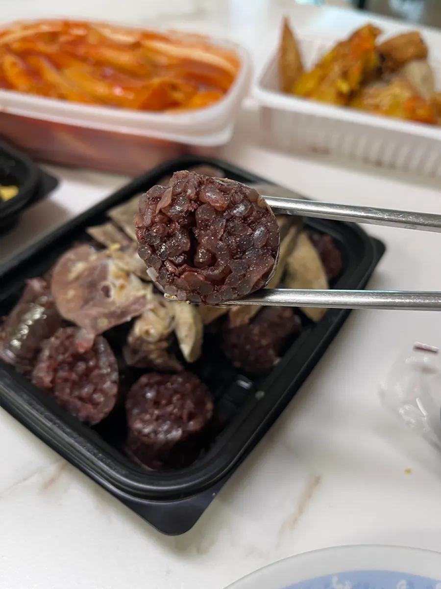 찰지고 부드러운 현선이네 순대
