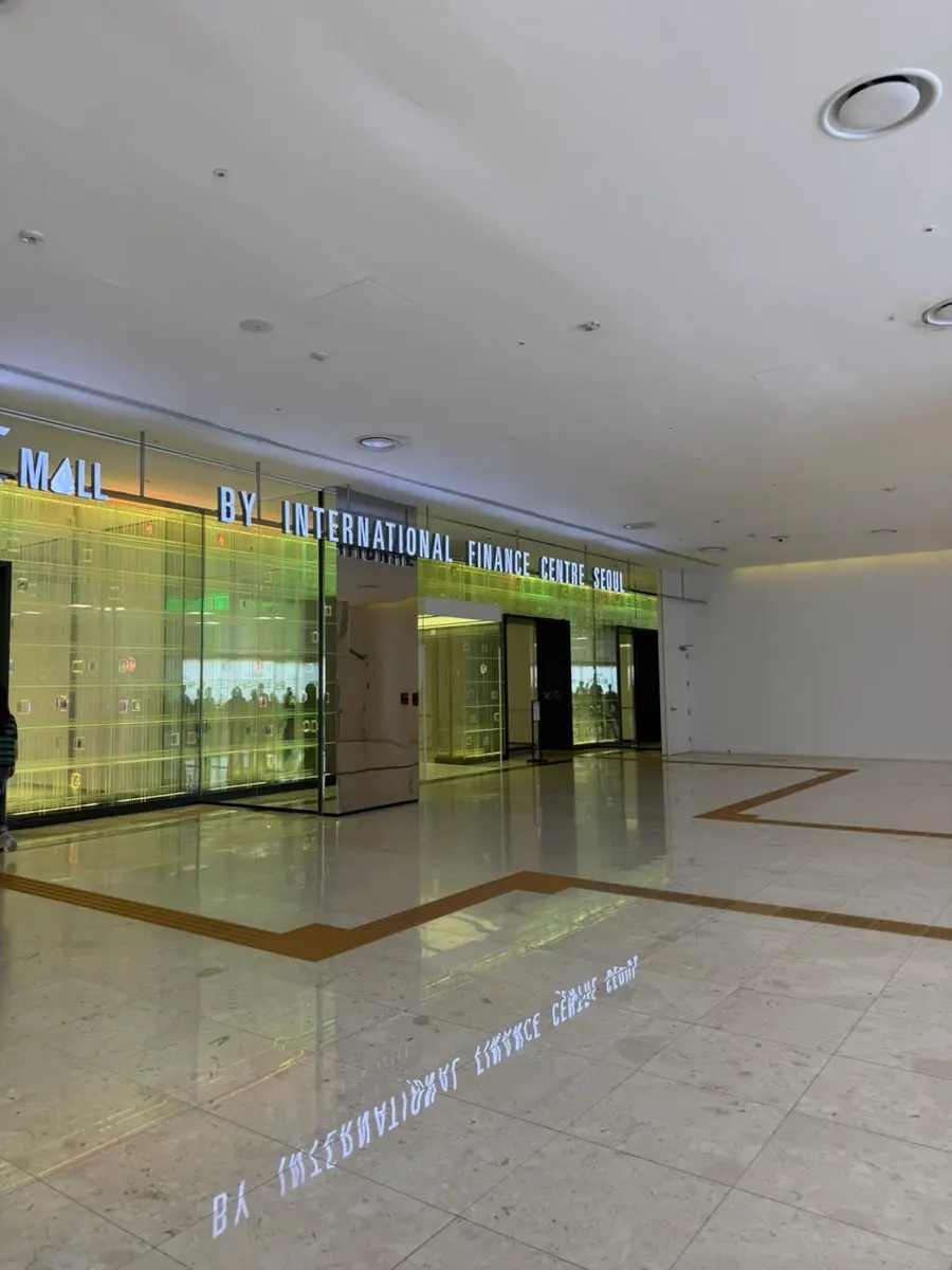 Entrance to Hyeonseonine Premium in the underground passage of IFC Mall
