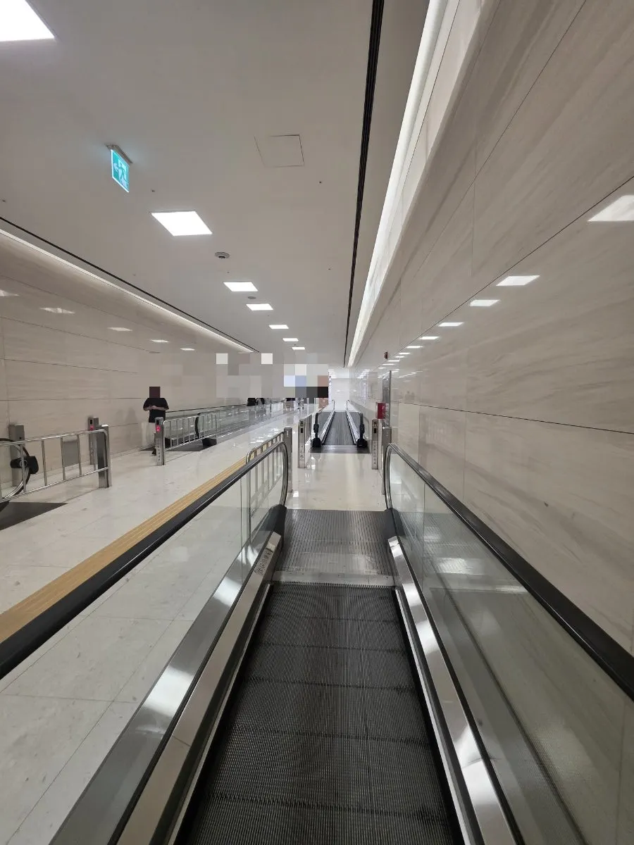 Storefront view of Hyeonseonine Premium IFC Mall Branch