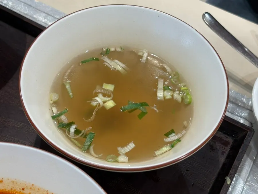 순한맛 떡볶이와 세트 메뉴