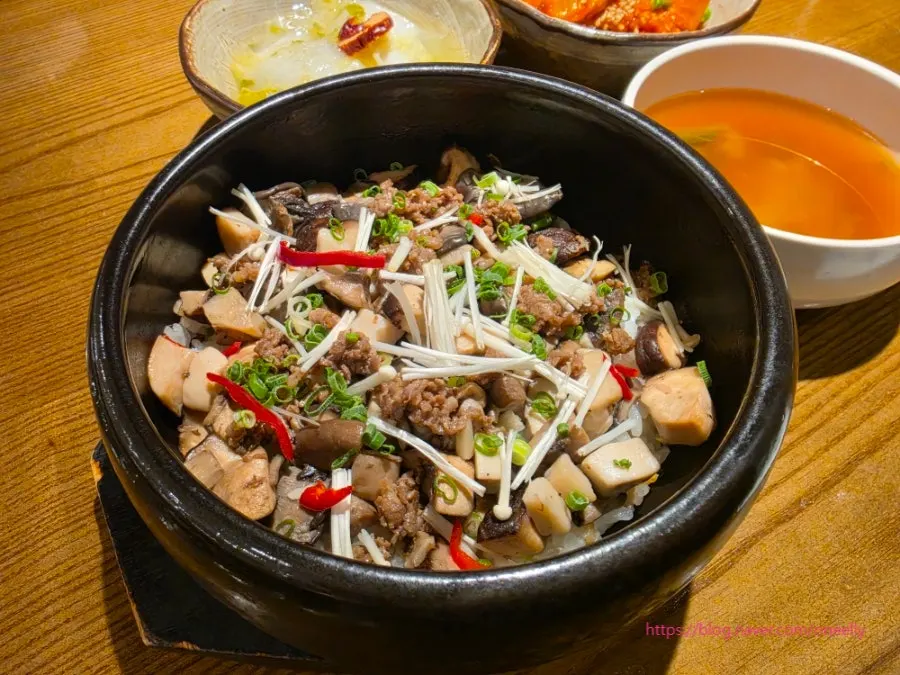 Modam Urban Korean food at Yeouido IFC Mall