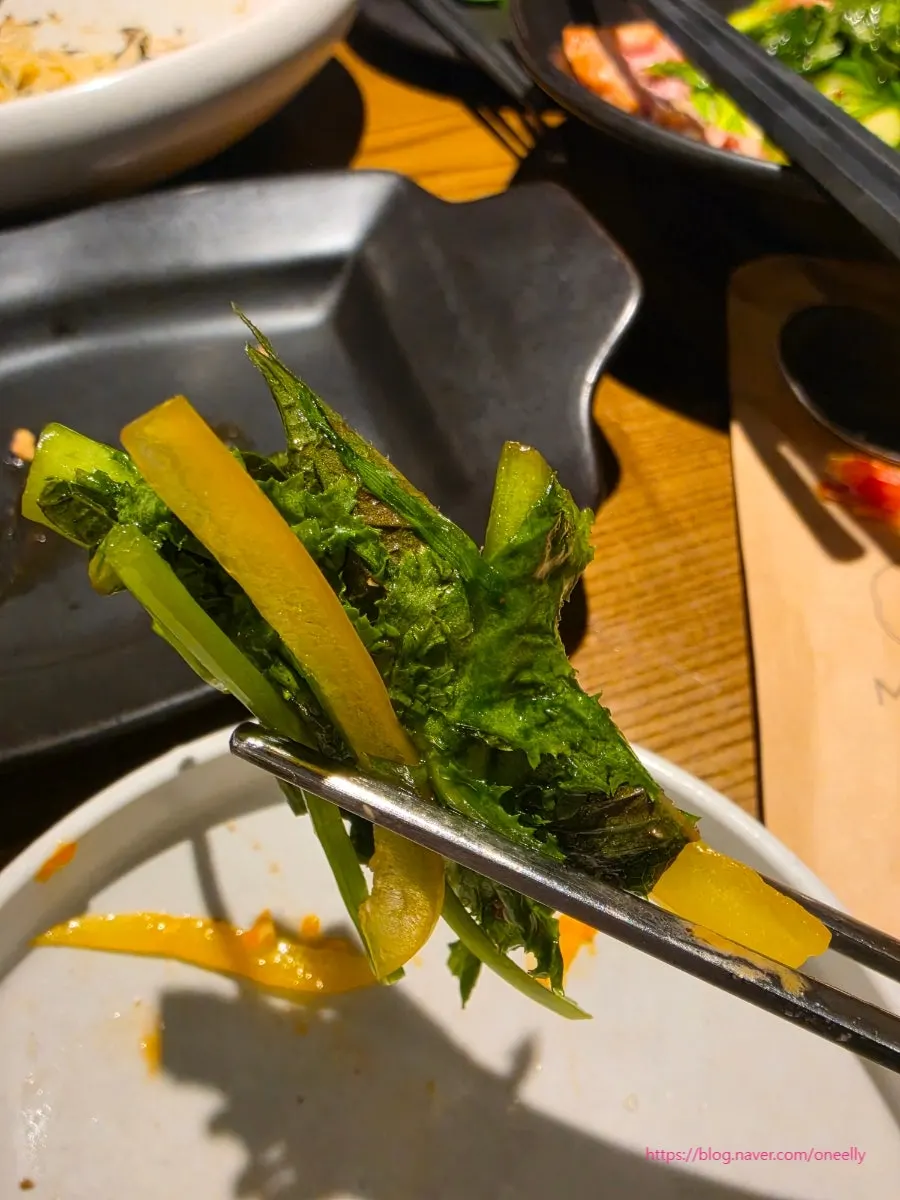 Crispy spicy mushroom gangjeong