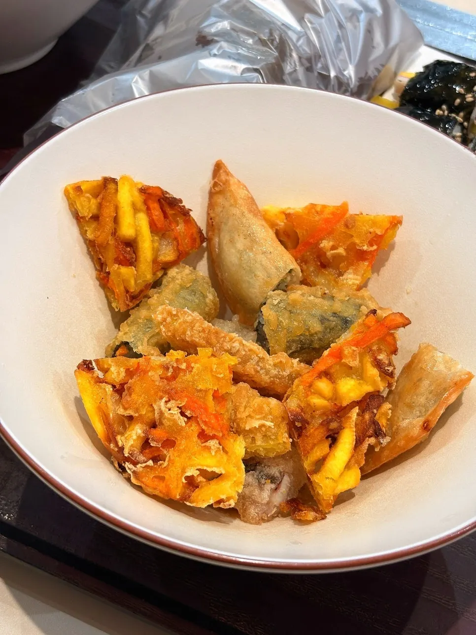 Medium-spice wheat rice cake tteokbokki with plenty of broth