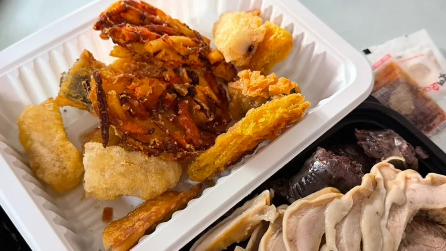 야채튀김 김말이 고구마가 섞인 모둠튀김
