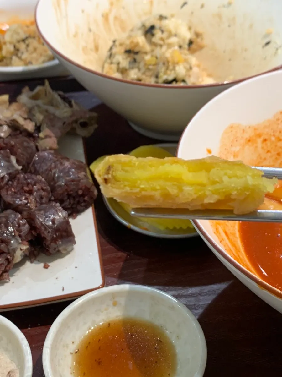 A plate of sundae and organ meats