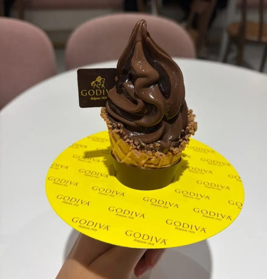 Godiva ice cream eaten as dessert after the tteokbokki