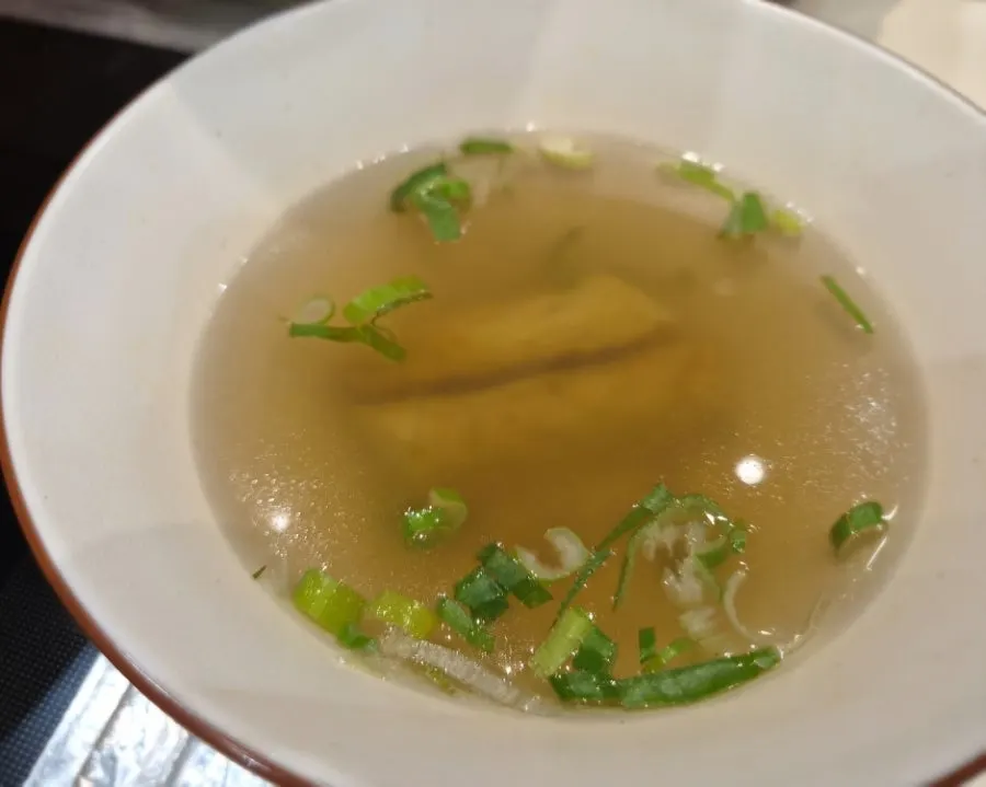 떡볶이와 함께 나온 오뎅 국물