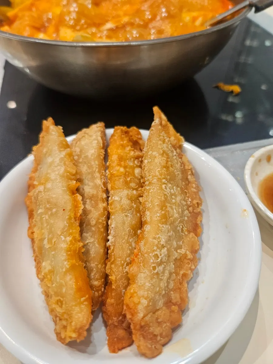 튀김만두를 빼고 끓이는 즉석떡볶이