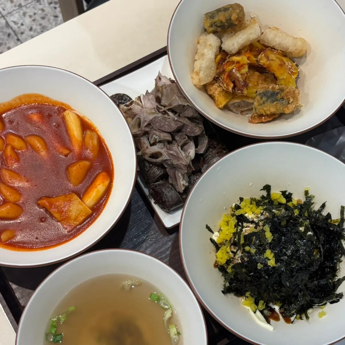 The Hyeonseoni set laid out full on the table