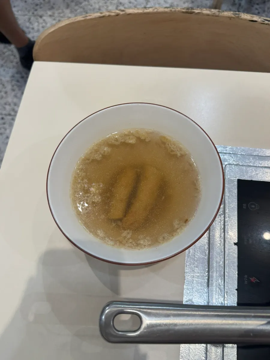 매콤한 떡볶이와 함께 먹는 오뎅