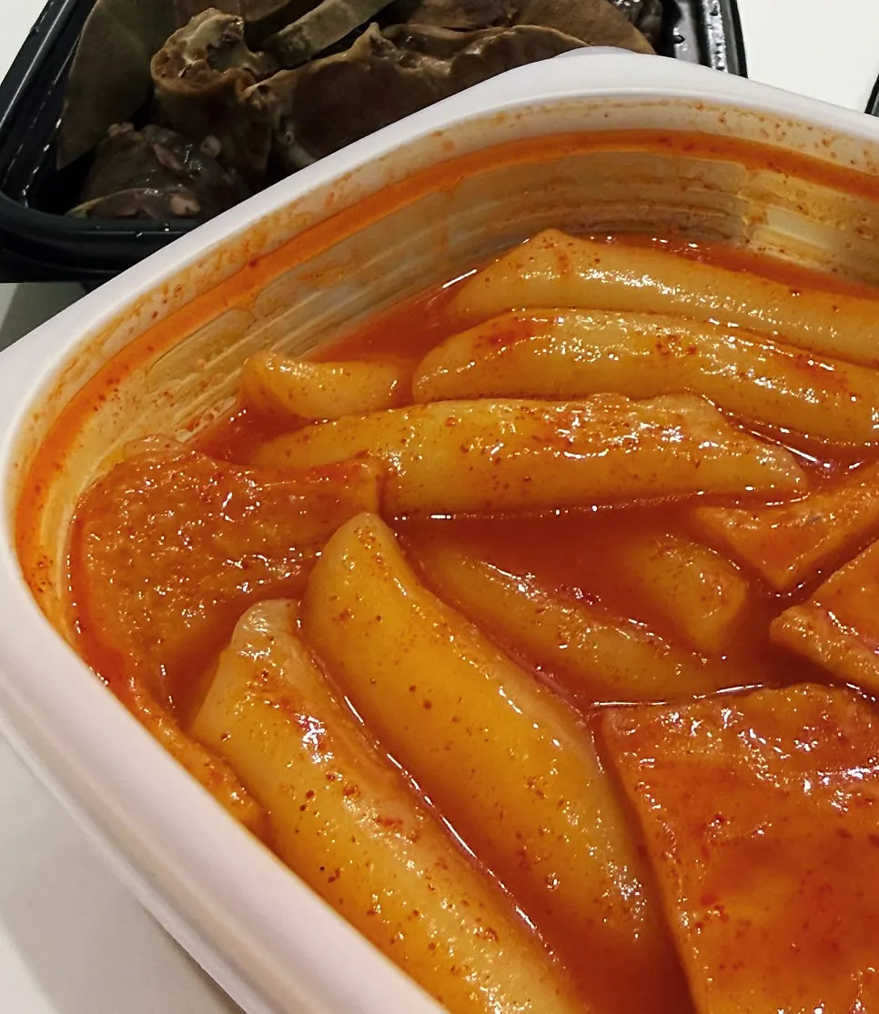 Hyeonseonine tteokbokki with plenty of broth