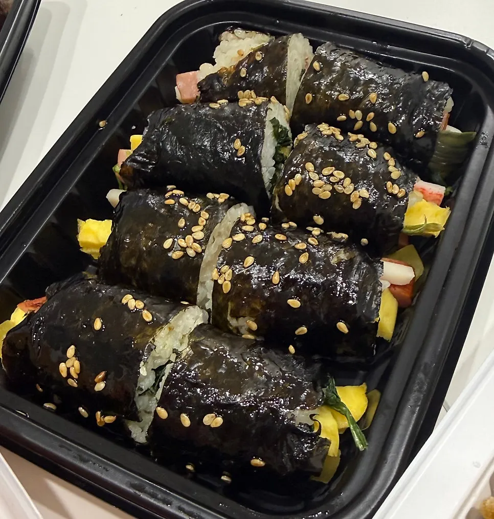 Hyeonseonine gimbap packed with filling