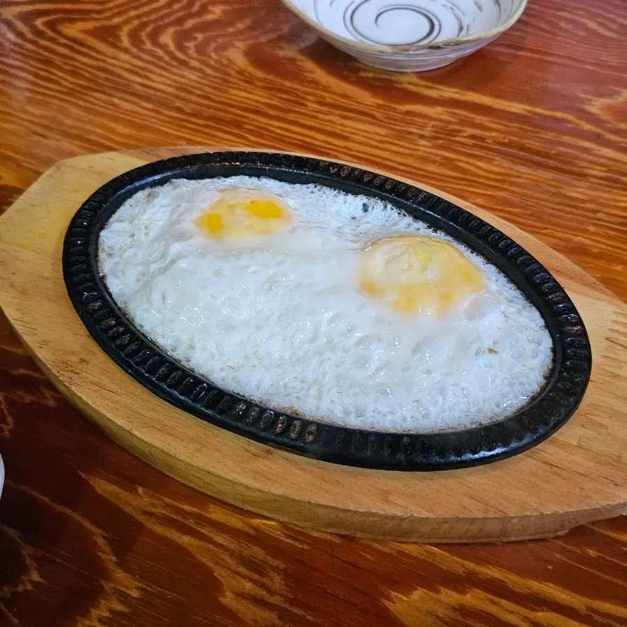 Table set with ordered dishes