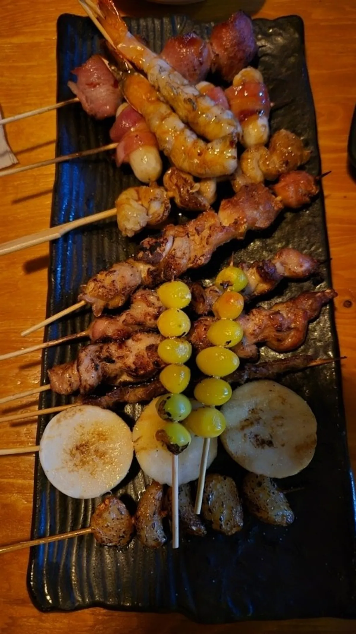 모듬꼬치구이 11종 13피스 한 접시