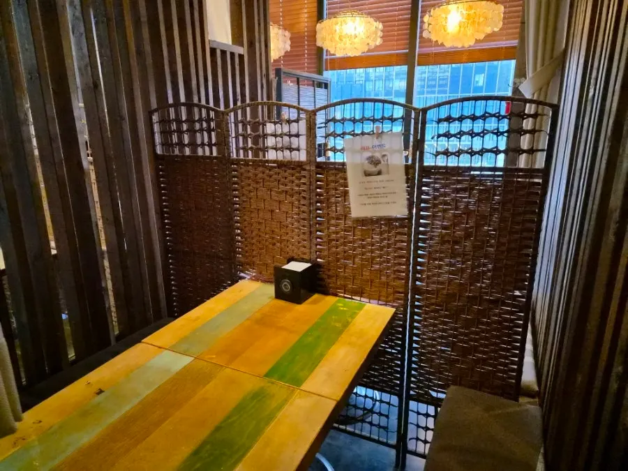 Table seating layout at Nani Yeouido Branch