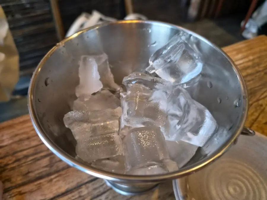 Homemade Halla-tonic in a glass