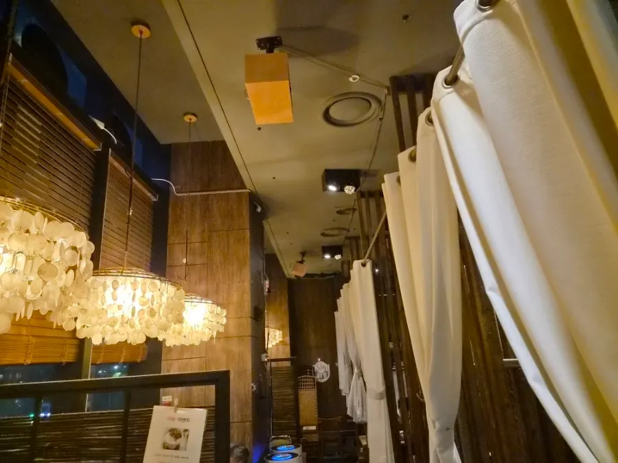 Seating at Nani Yeouido Branch near the end of the meal