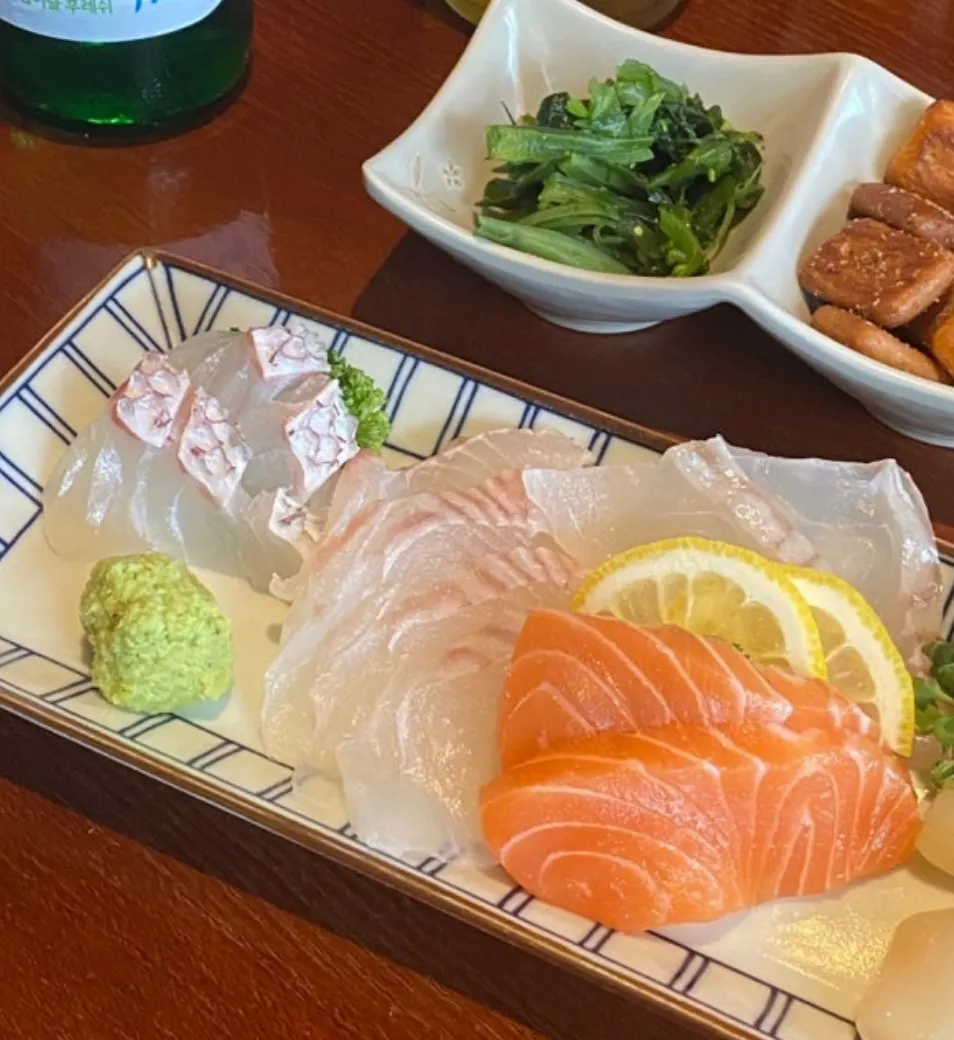 An assorted plate of fresh sashimi