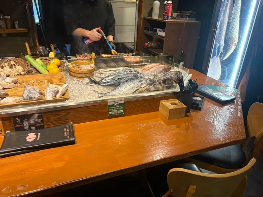 Interior space of the Yeouido izakaya