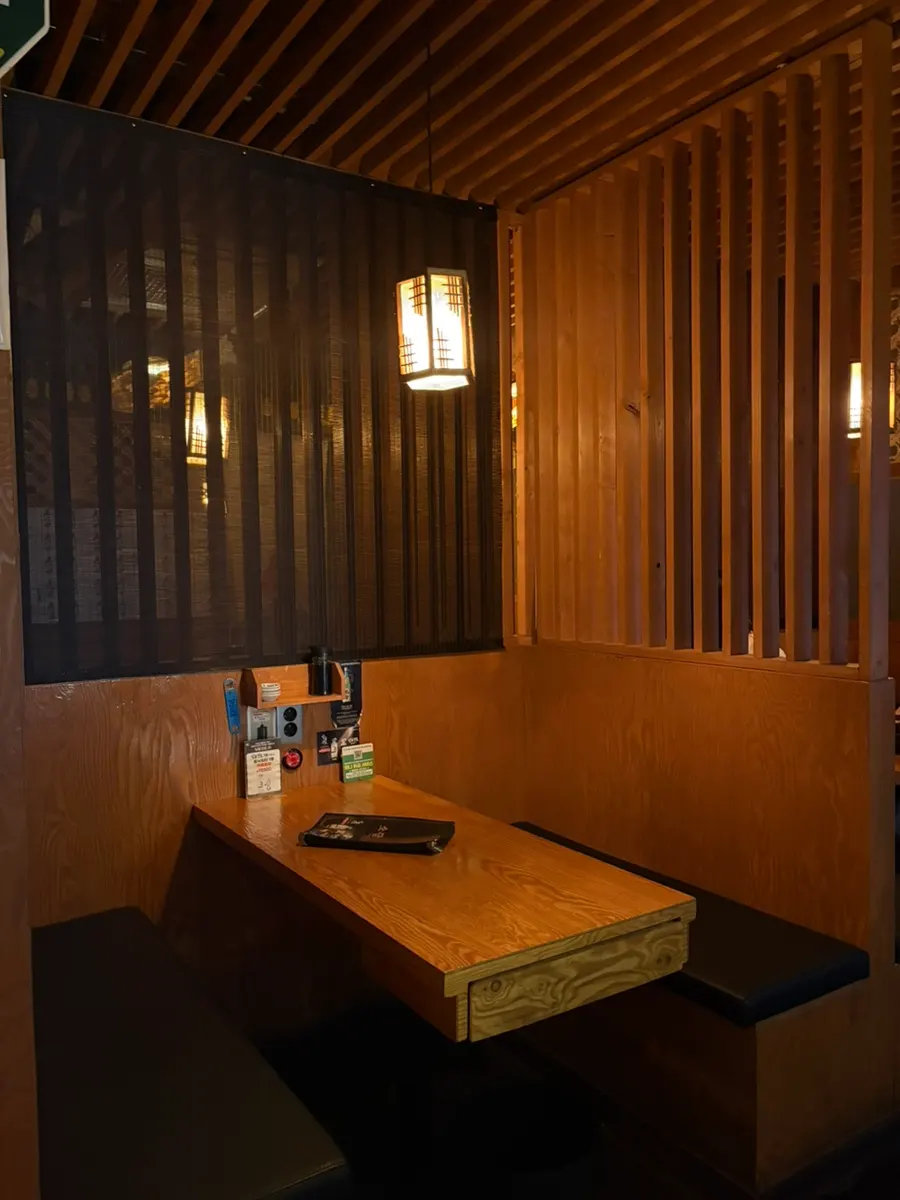 이자카야 분위기의 실내 장식