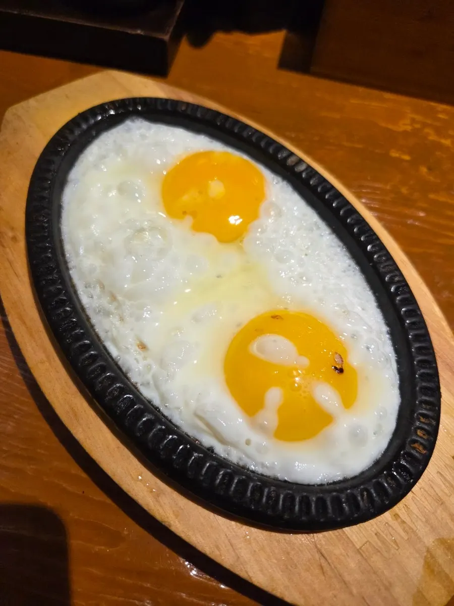 Service half-boiled fried egg
