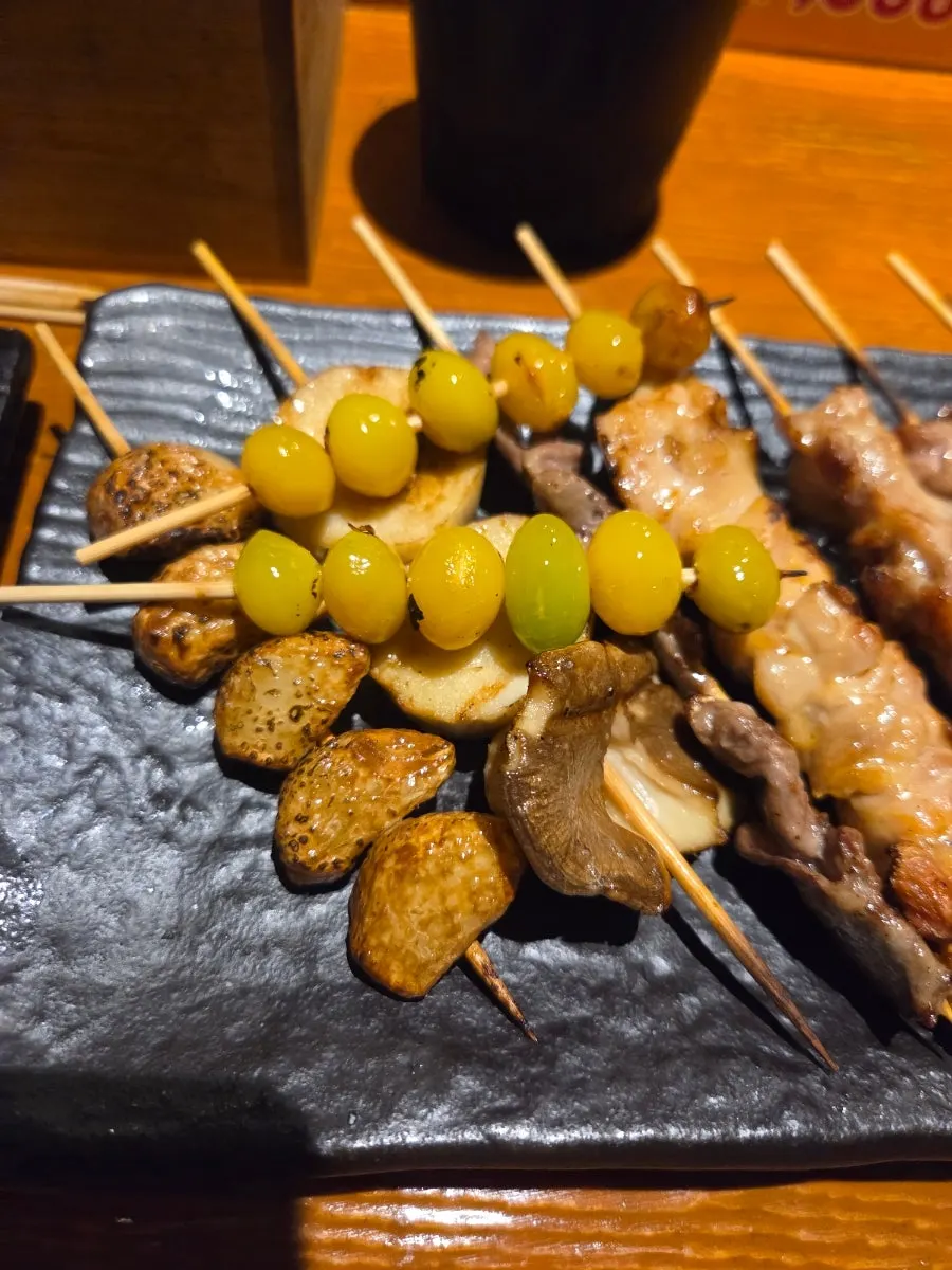 Charcoal-grilled mushroom skewer