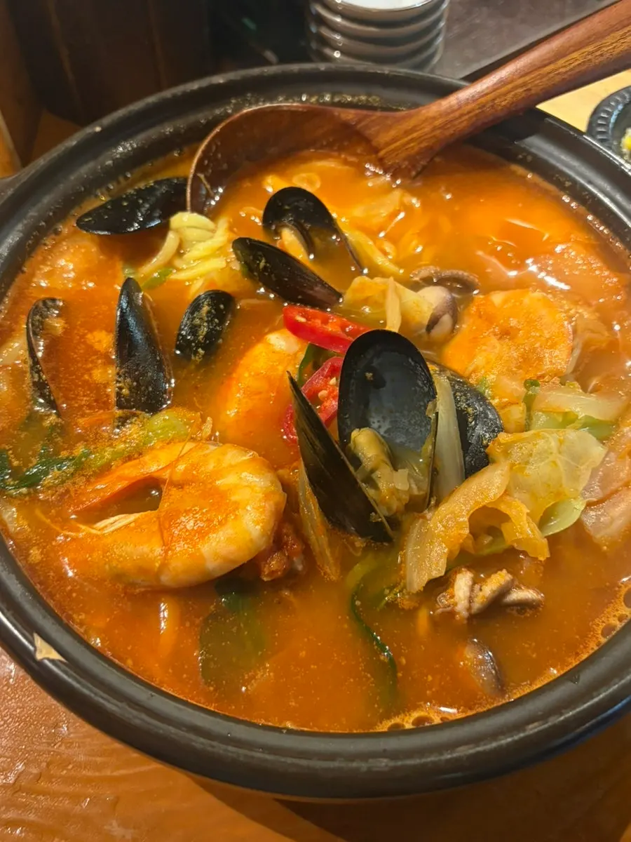 Fire-grilled jjamppong ordered as a soup snack