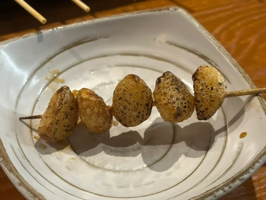 Garlic skewer from the assorted skewer platter
