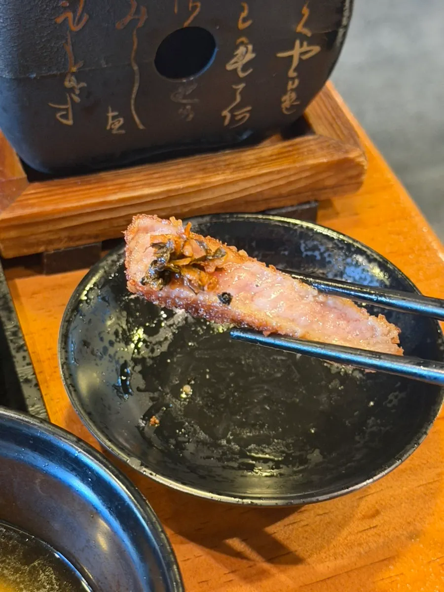 A plate combining gyukatsu with the side dishes